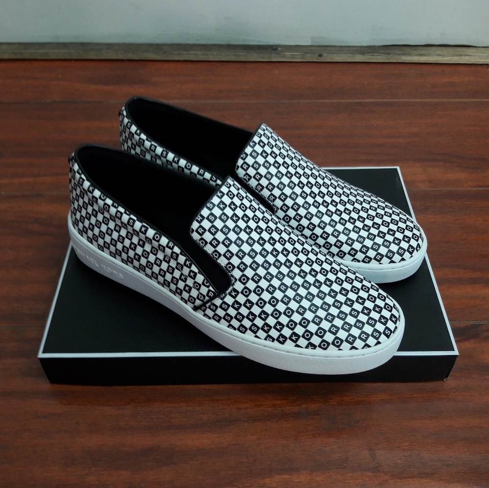 Michael Kors signature slip-ons - Picture 3 of 6